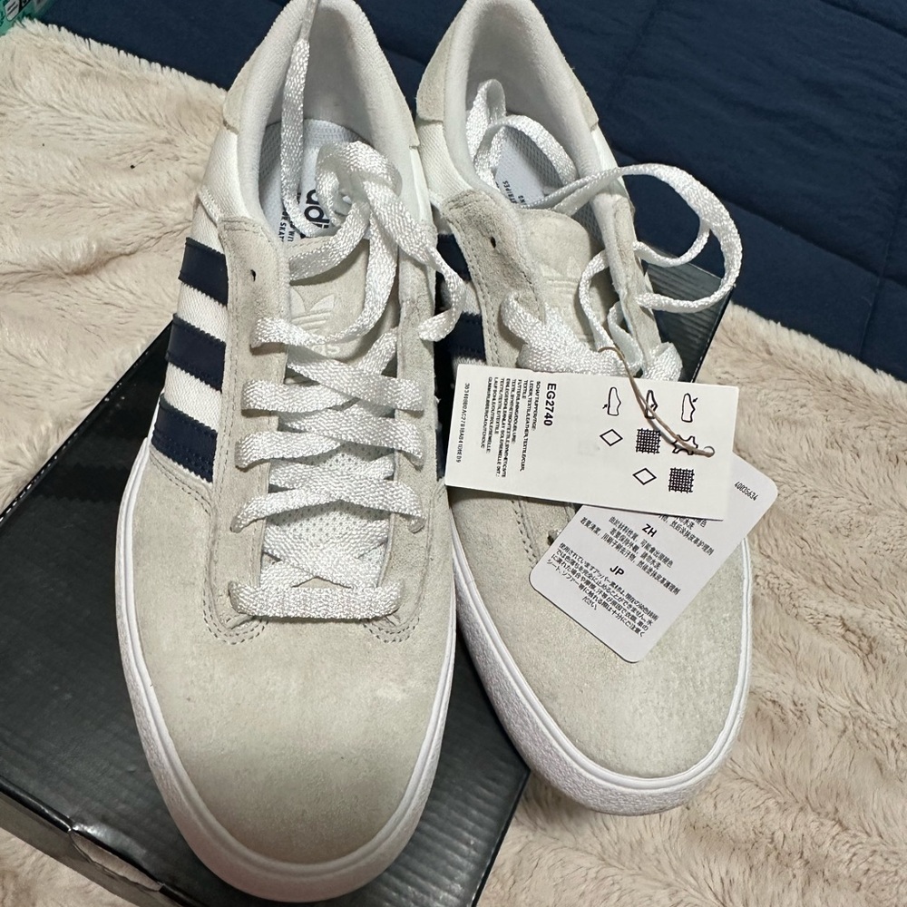 Adidas Men's Cream and Black Sneakers